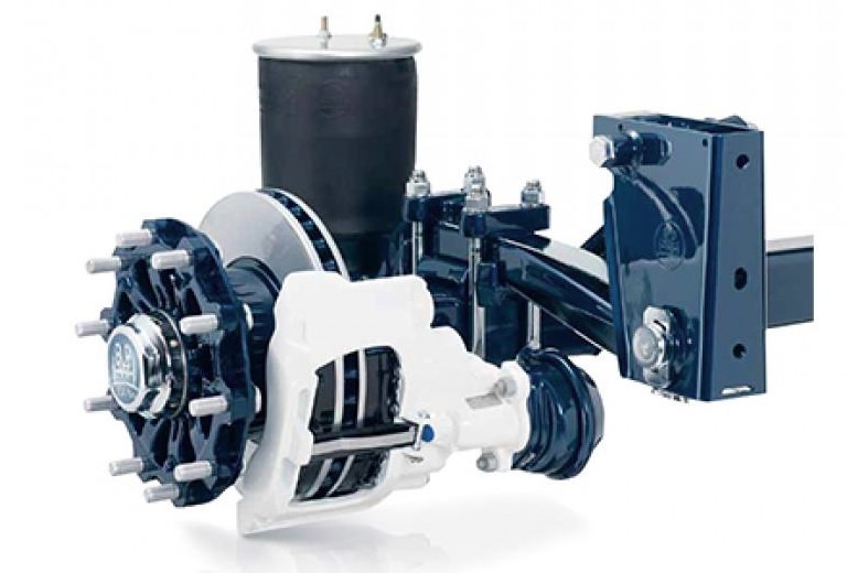 Phân tích lực tác động trục rơ moóc khi xe phanh gấp trên đường trơn