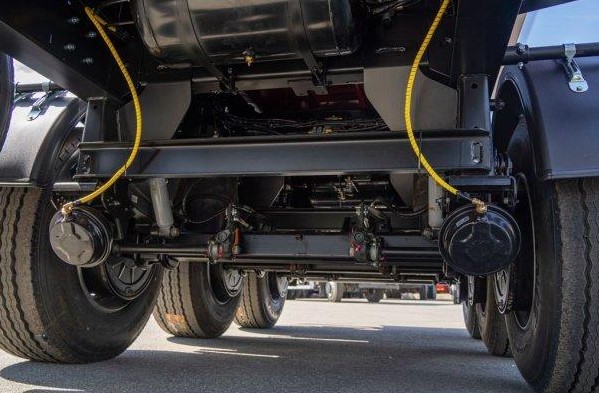 Đánh giá hiệu suất chịu tải của cụm trục BPW xe moóc Đức trên moóc cao cấp