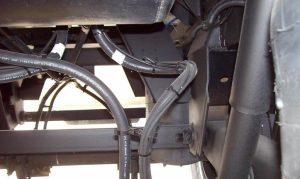 VAN ĐIỀU ÁP PHANH XE MOÓC: ƯU THẾ ĐỘ BỀN CHỊU ÁP SUẤT NỔ CỦA ĐƯỜNG ỐNG HƠI NHỰA POLYAMIDE 12 TRÊN HỆ PHANH MOÓC CAO CẤP
